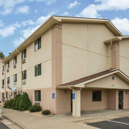 מלון Super 8 By Wyndham Dumfries/Quantico מראה חיצוני תמונה